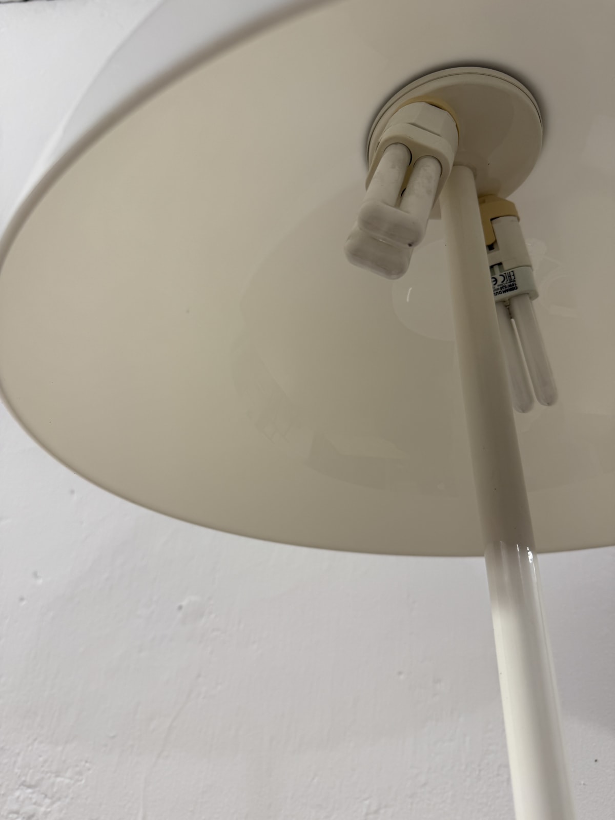 Stolní lampa Panthella, Böhme — fotka 3