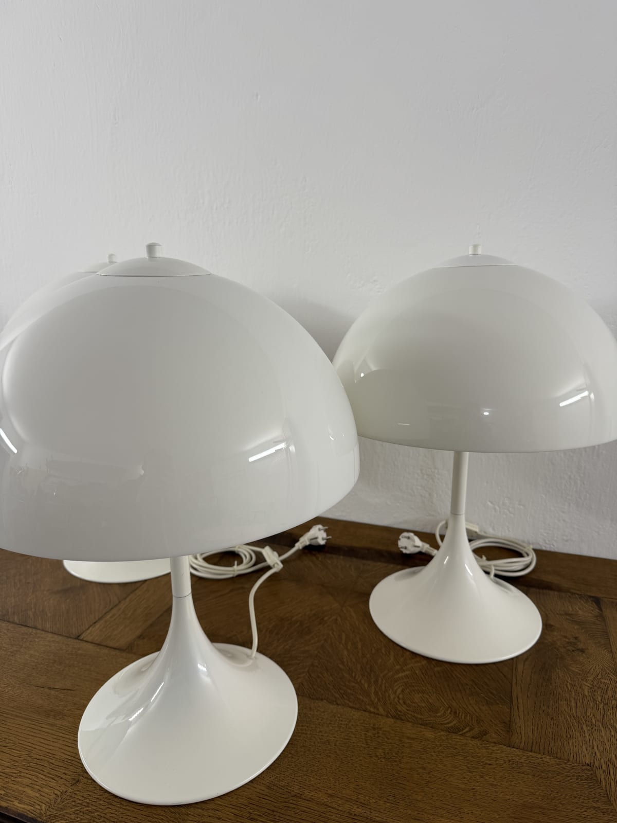 Stolní lampa Panthella, Böhme — fotka 5