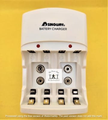 Standard Cell Battery Charger for AA, AAA & 9V Cells, Multi-Slot Design with Overcharge Protection – Singway thumbnail 3