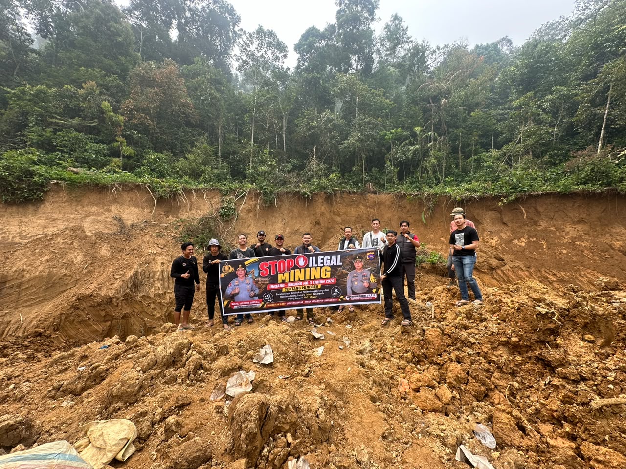 Empat Pendulang Emas Tewas Tertimbun Longsor di Solok Selatan, Kapolres AKBP Andreanaldo Ademi Tegaskan Penindakan PETI