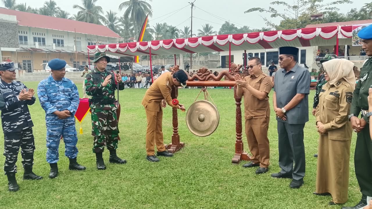 TMMD/N Reguler ke-130 Resmi Dibuka Wali Kota Riyanda Putra di Lapangan Bola Talawai, Sawahlunto, Perkuat Sinergi TNI dan Masyarakat