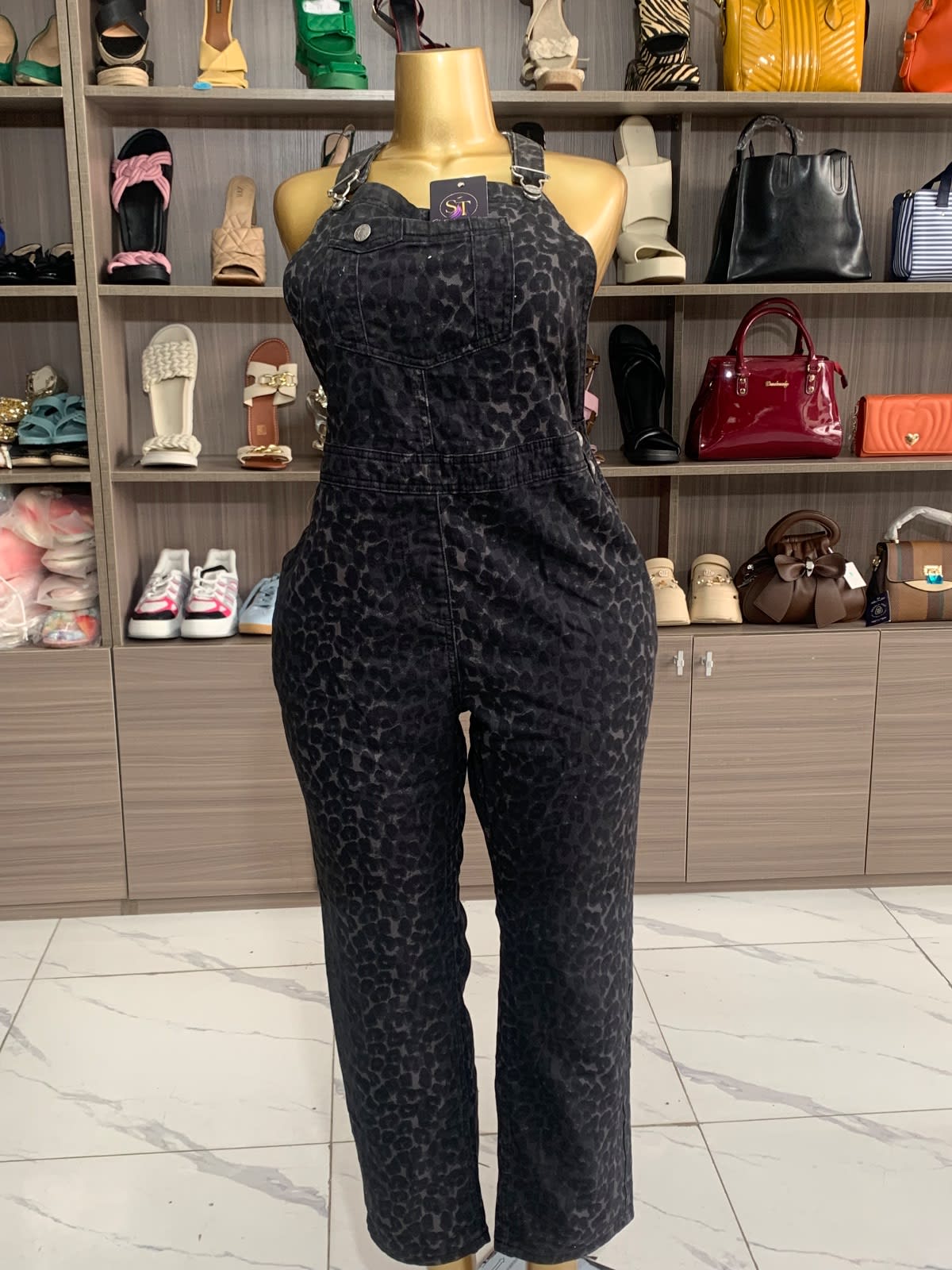 ST fashion, photo 2 of 2