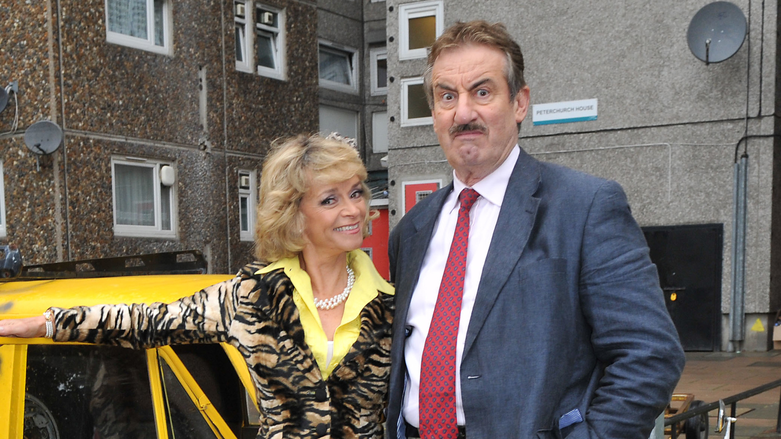 Only Fools And Horses Chandelier Episode Location Musethecollective Only Fools And Horses Clips Gold