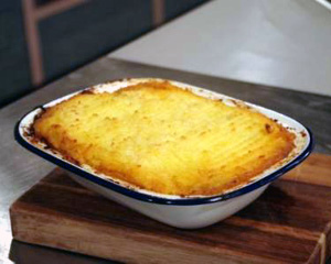 Cheese crusted shepherds pie | Good Food Channel