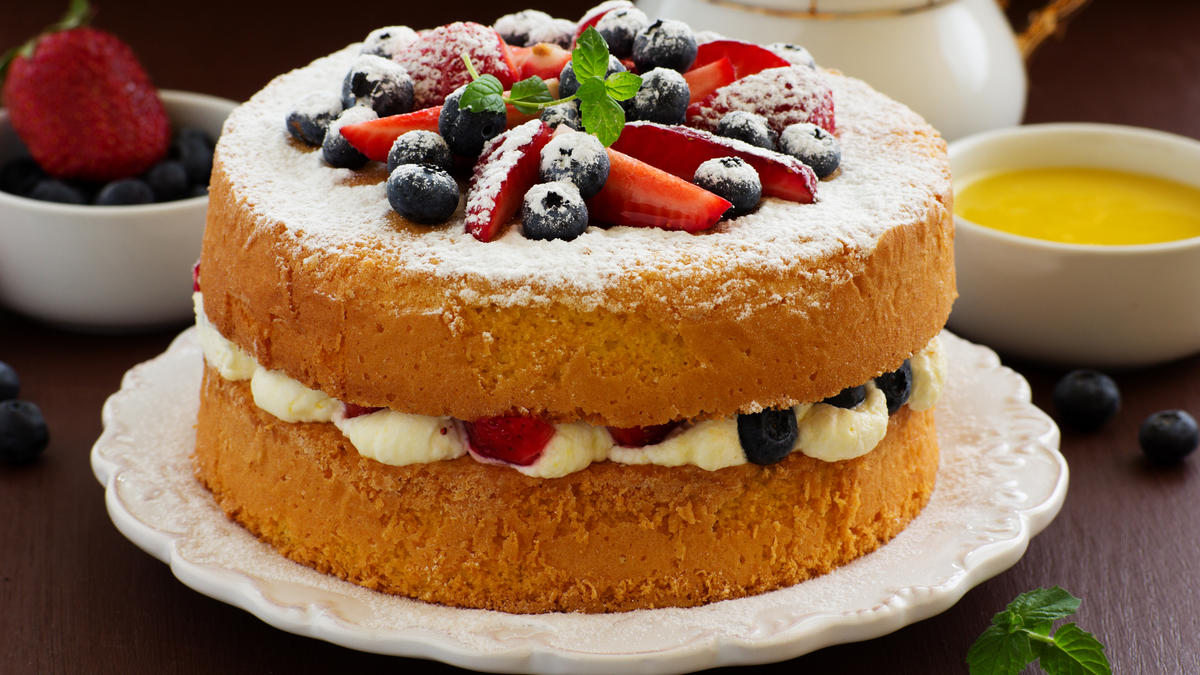 Victoria sponge | Good Food Channel