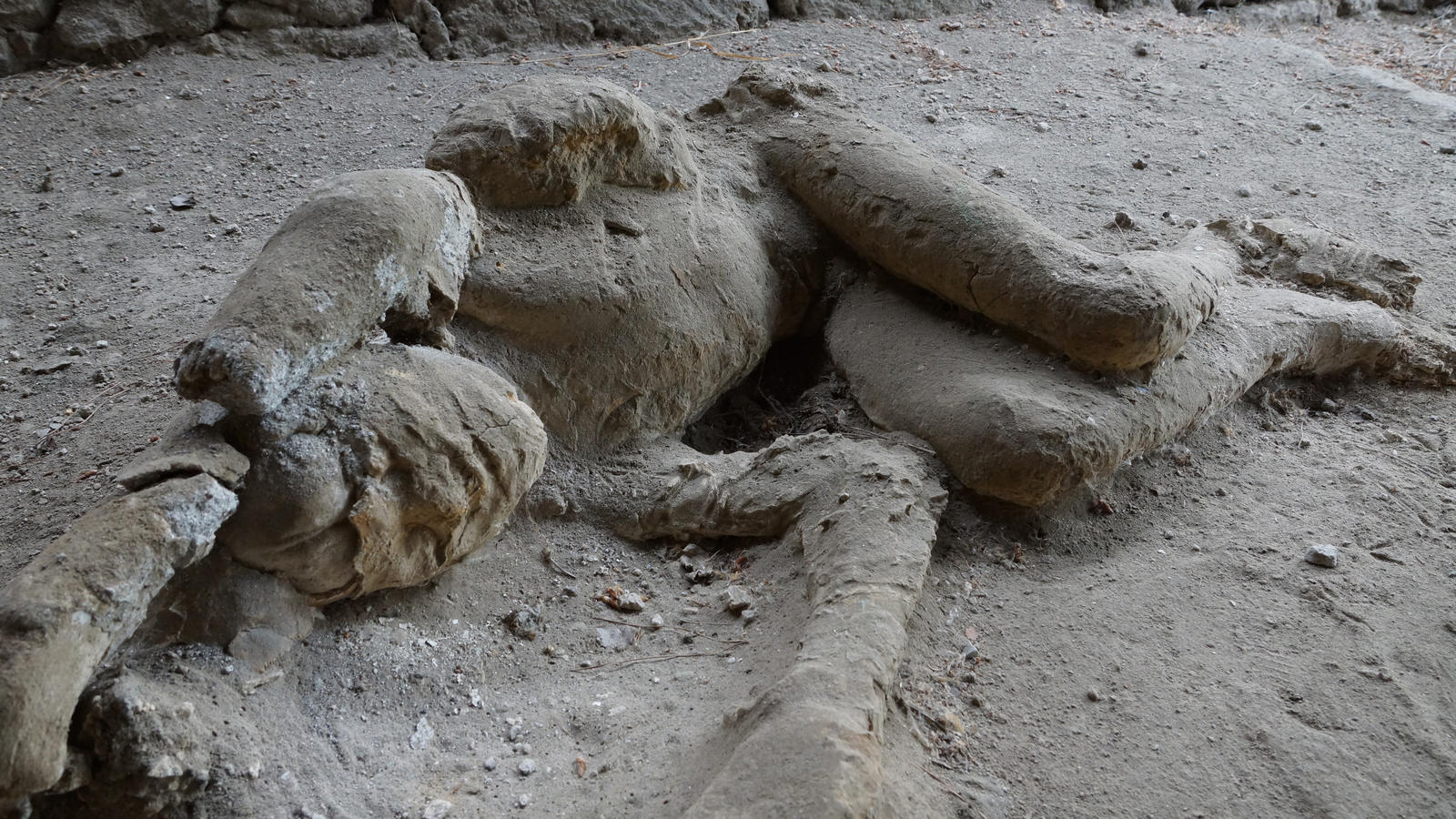 Pompeii - The Mystery Of The Frozen People In Time ...