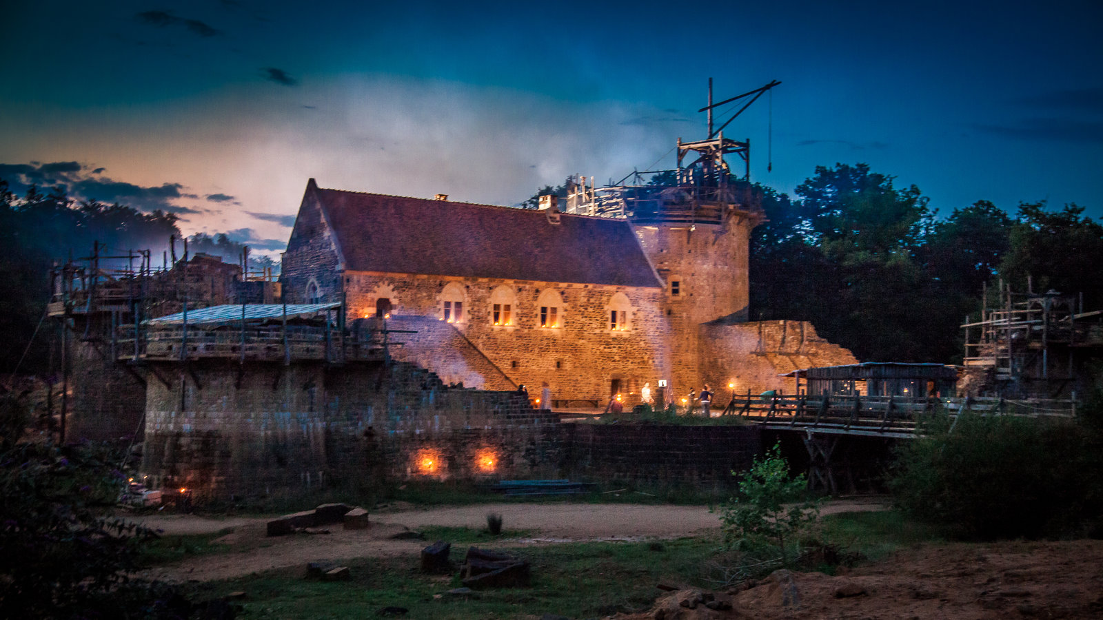 watch secrets of great british castles
