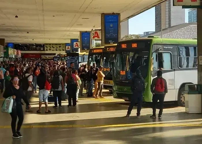 Rodoviários do DF decidem neste domingo se mantêm greve na segunda