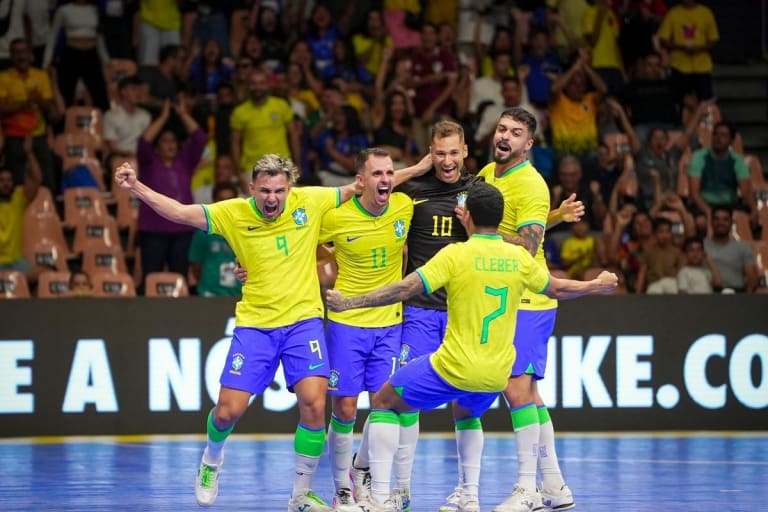 Marquinhos Xavier convoca Seleção Brasileira de futsal para Copa das Nações no Paraná
