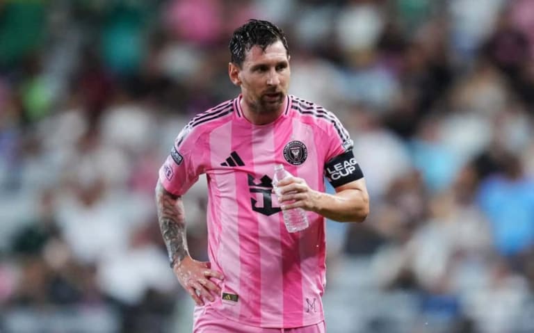 Lionel Messi compra o Eldense e expande negócios na Segunda Divisão da Espanha