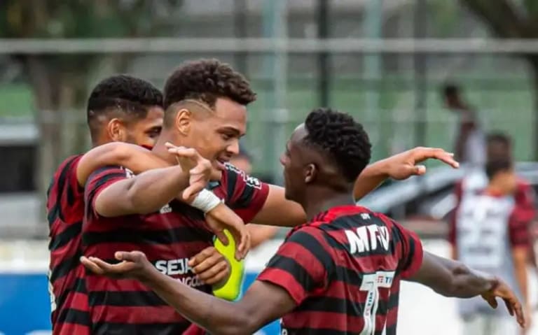 Flamengo define preços de ingressos para semifinal da Libertadores no Maracanã
