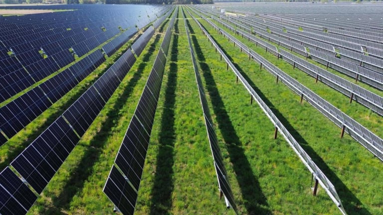 Usina solar de Indiana: 900 MW entram em operação em 18 meses
