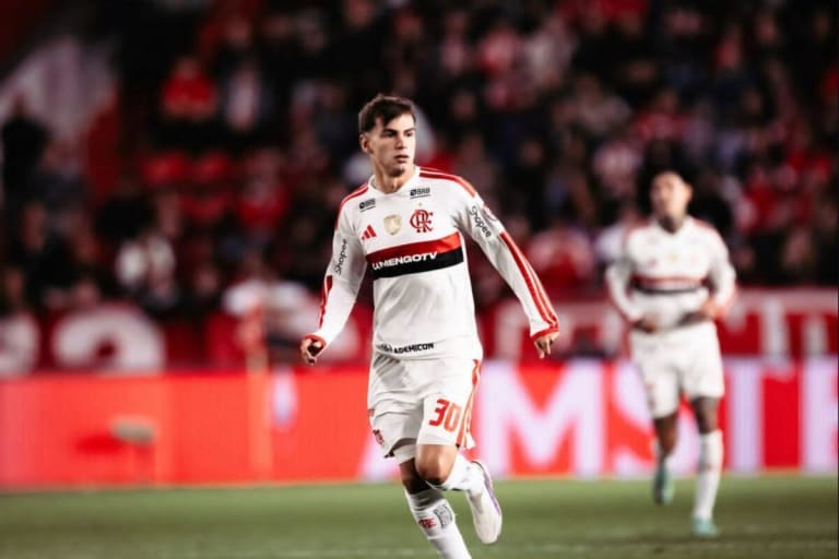 Joaquín Freitas celebra estreia na Libertadores e projeta classificação do Flamengo no Maracanã