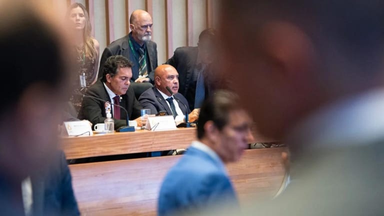 CLDF aprova em primeiro turno reeleição da Mesa Diretora e analisa emendas impositivas