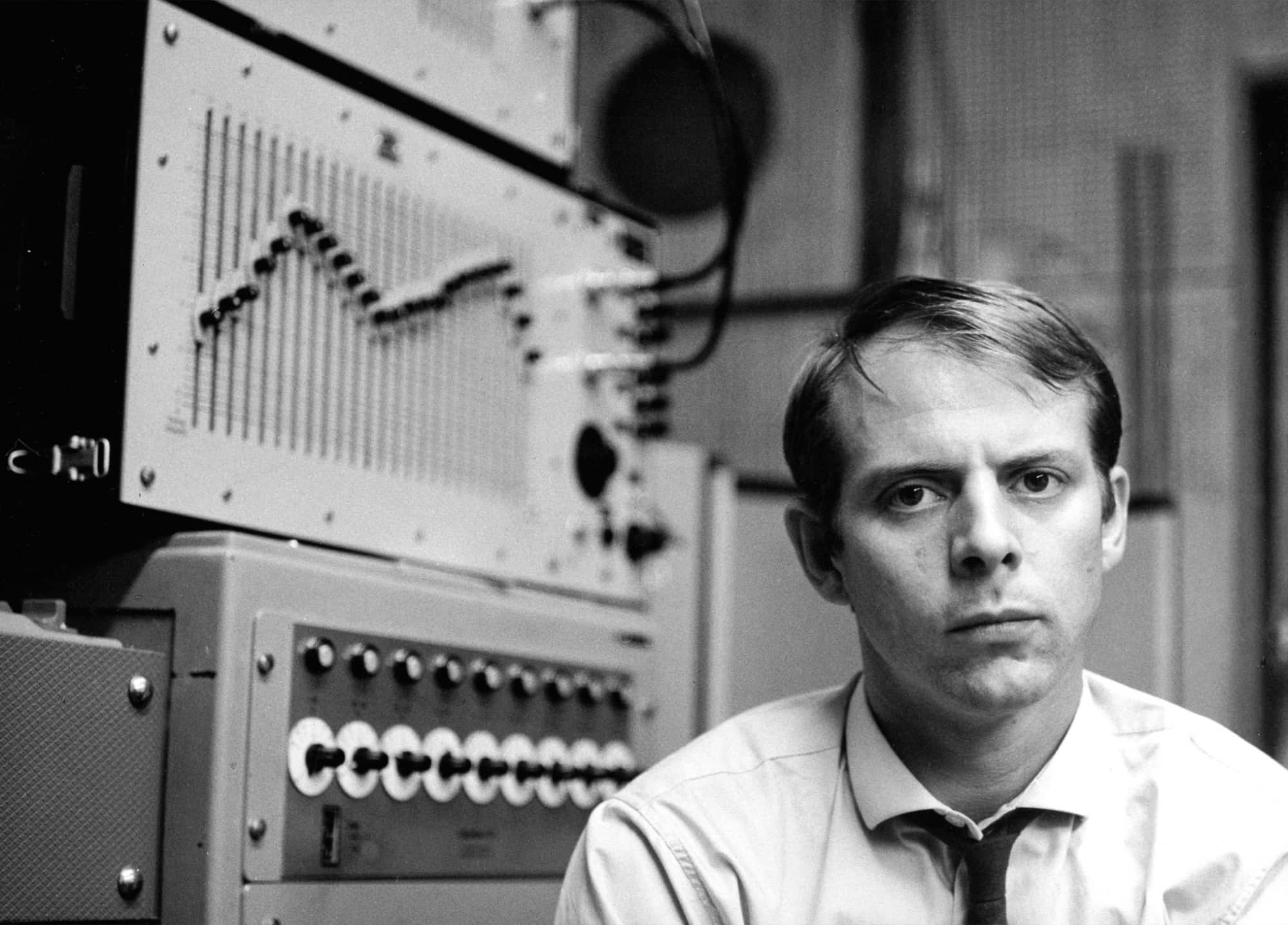 Karlheinz Stockhausen: Mantra Karlheinz Stockhausen: Mantra