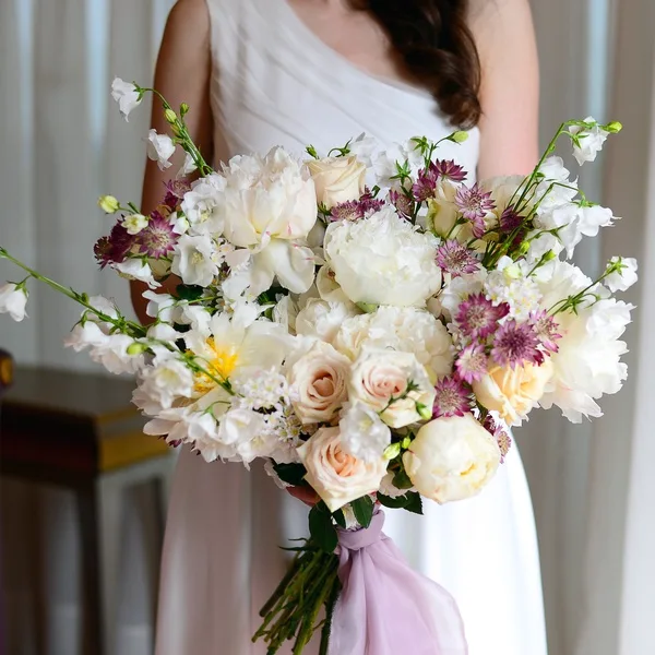 Boho Style - Flower Delivery Bellevue | Florum