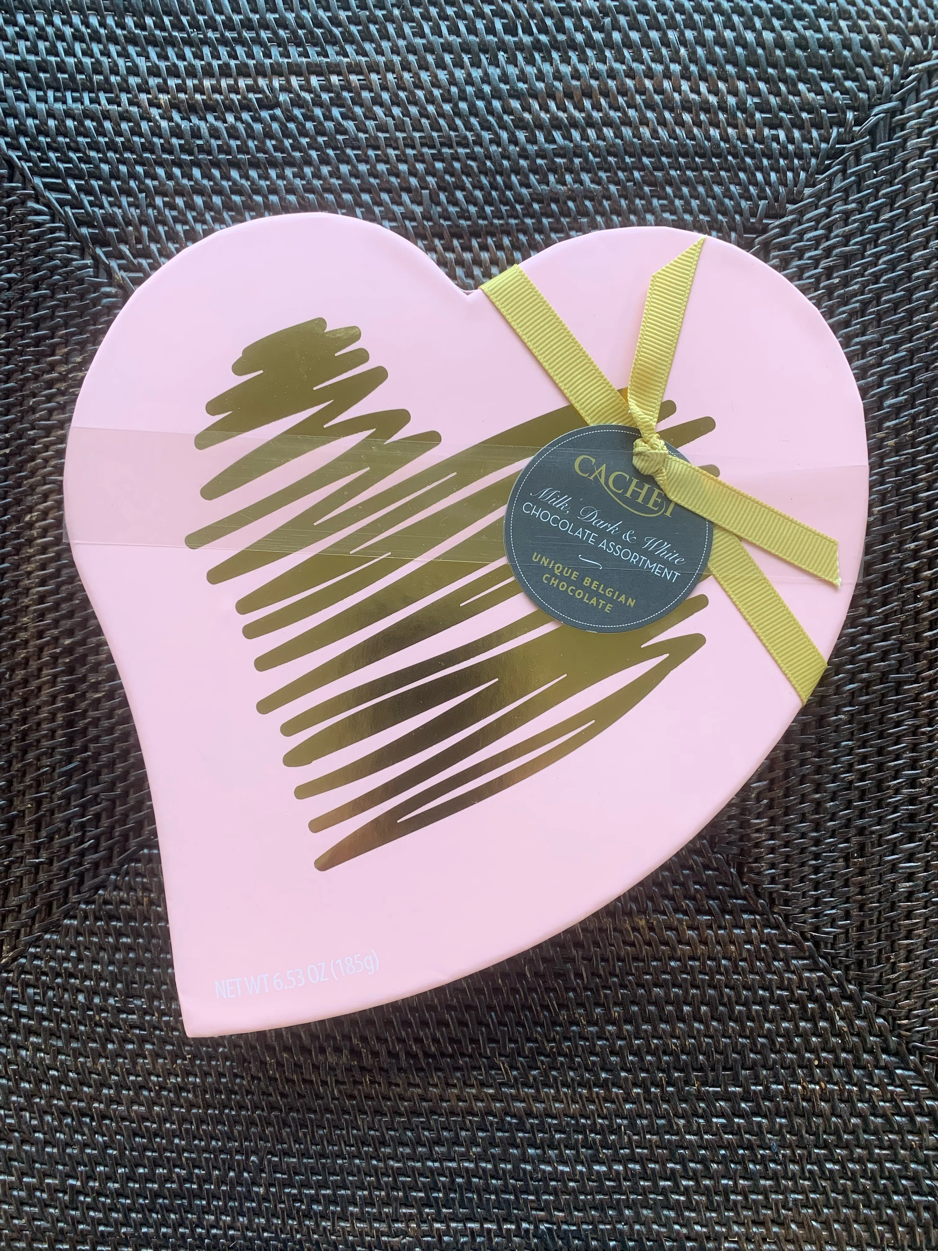 Cachet Belgian Chocolate - Pink