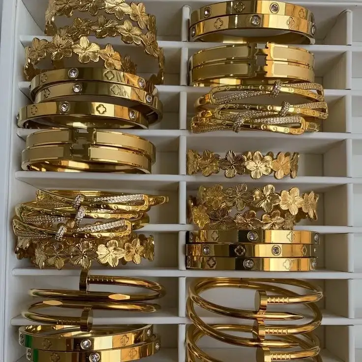 Small Bangles