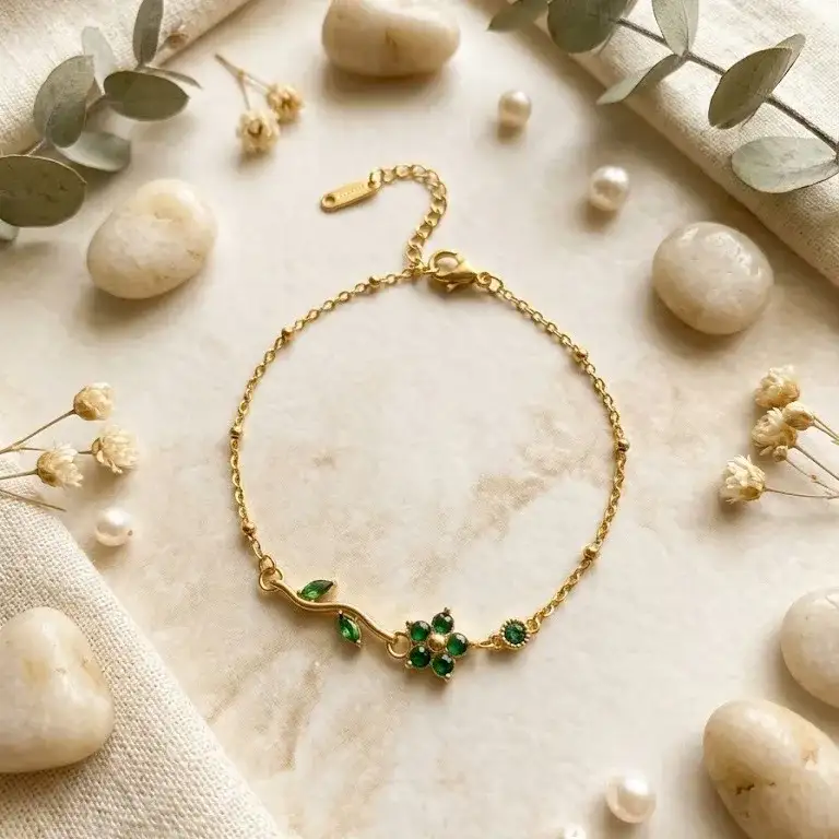 Green flower bracelet 1