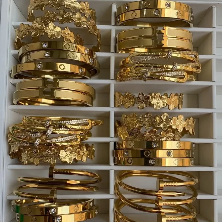 Small Bangles
