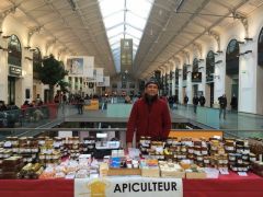 Apiculteurs en Gare St Lazare