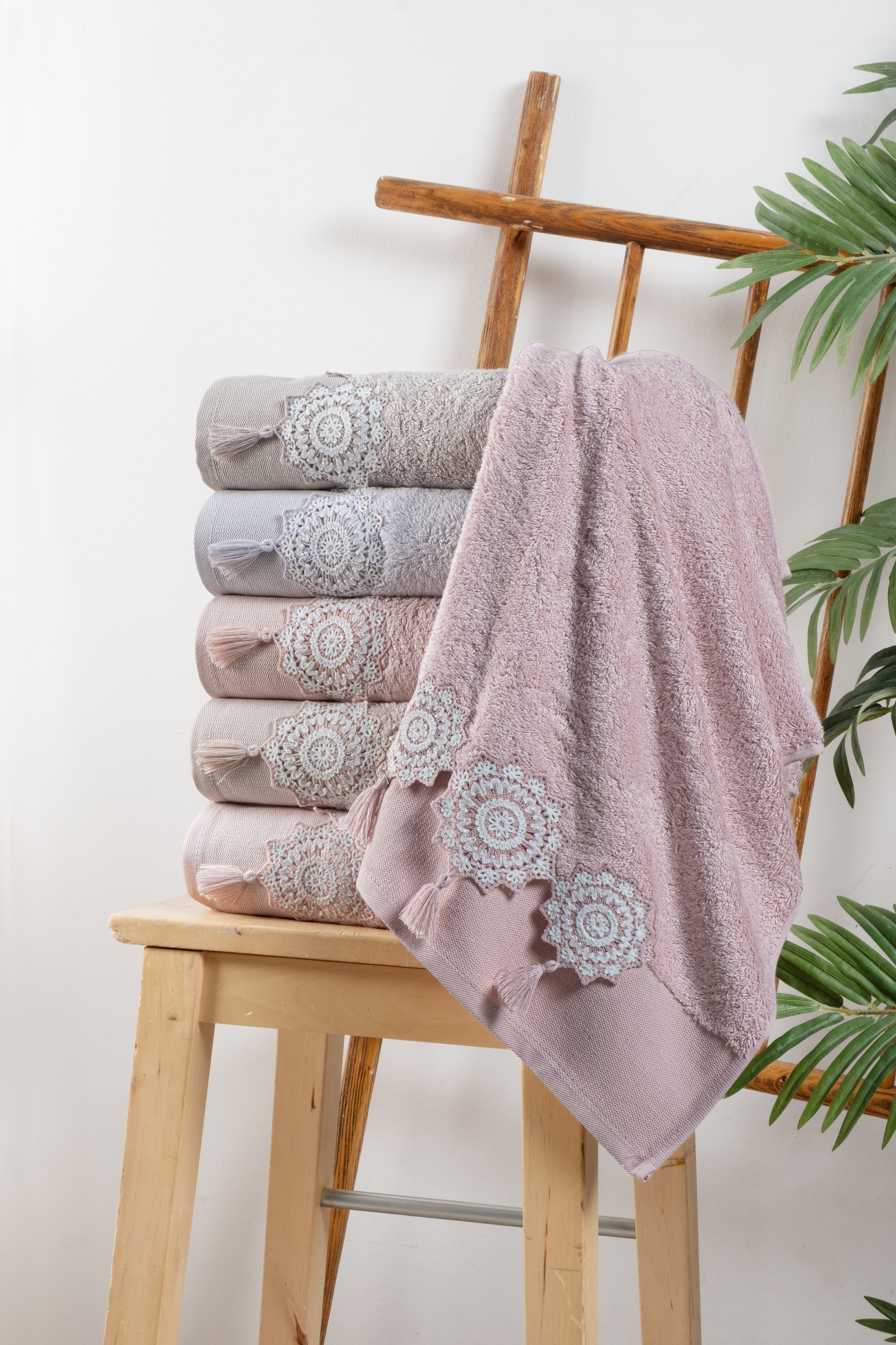 FİESTA ELEGANT BAMBU SAÇAKLI EL YÜZ HAVLUSU 2