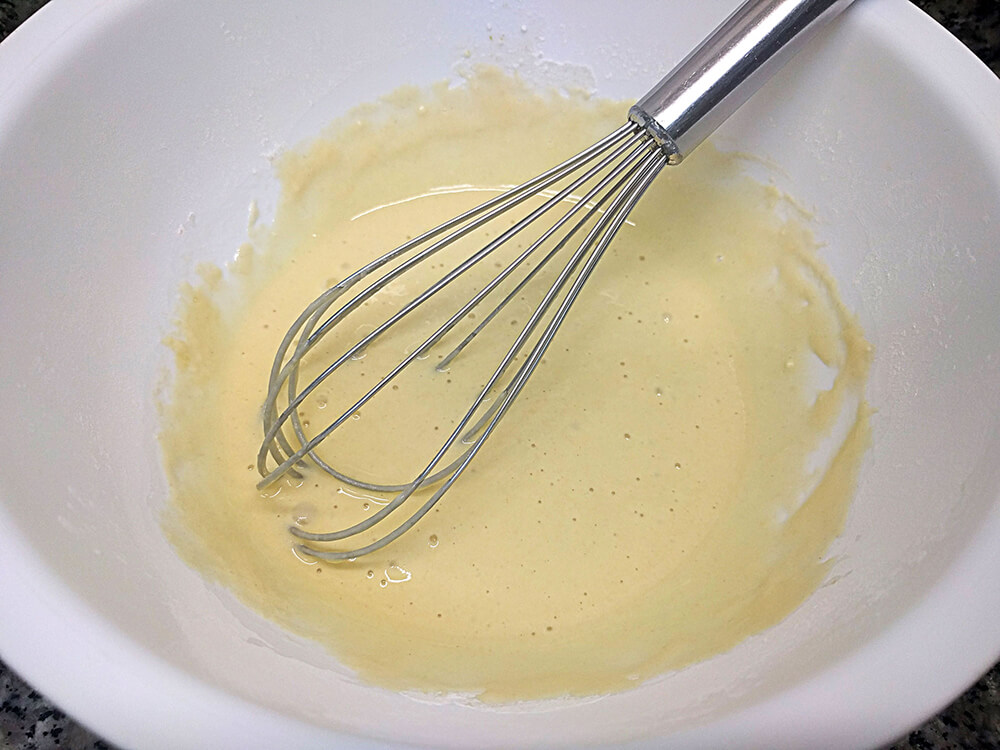 Mezcla de huevo, harina, levadura y leche