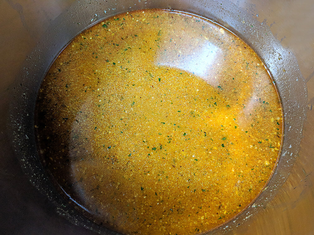 Caldo de pescado.