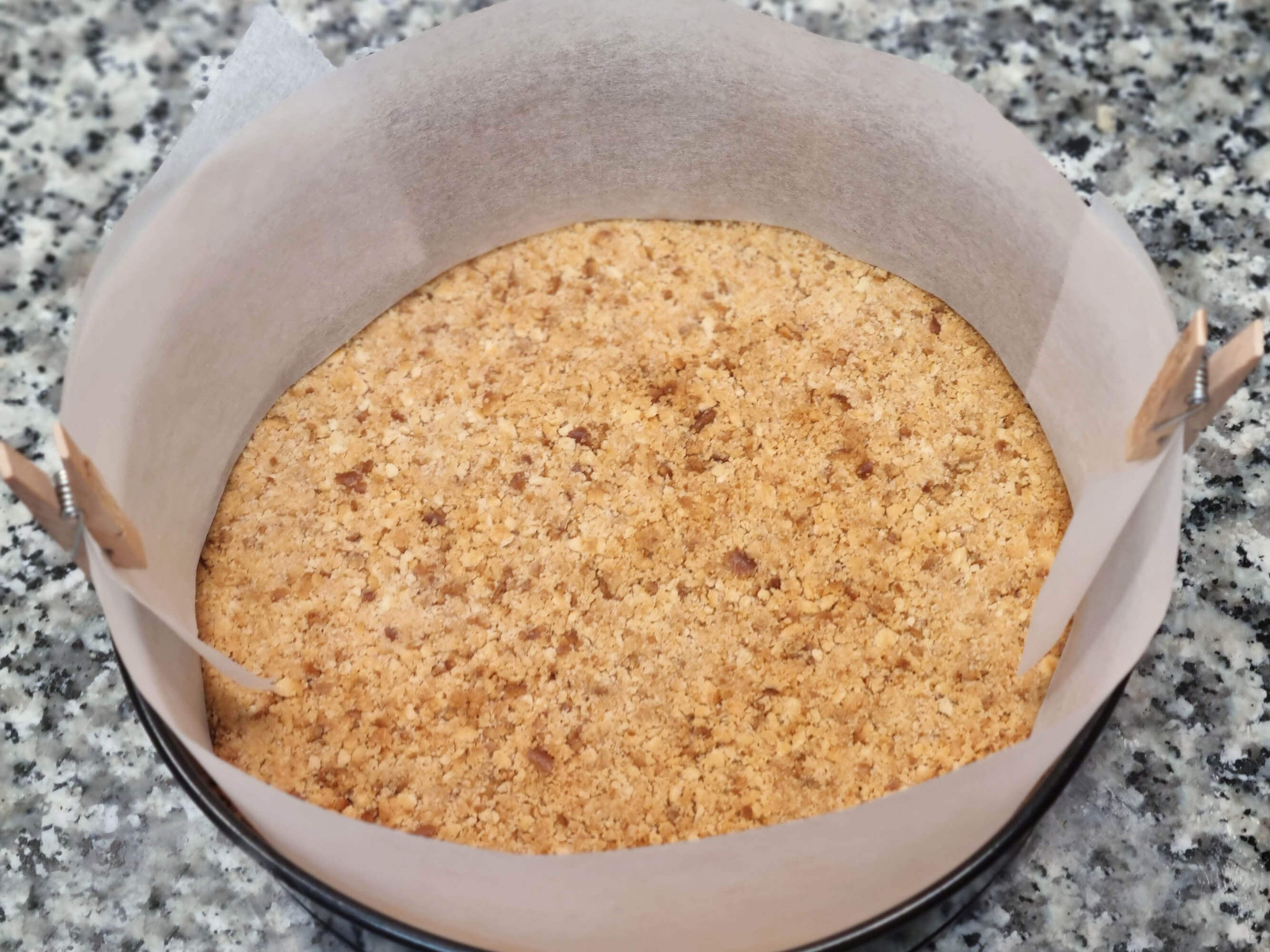 Base de galleta horneada.