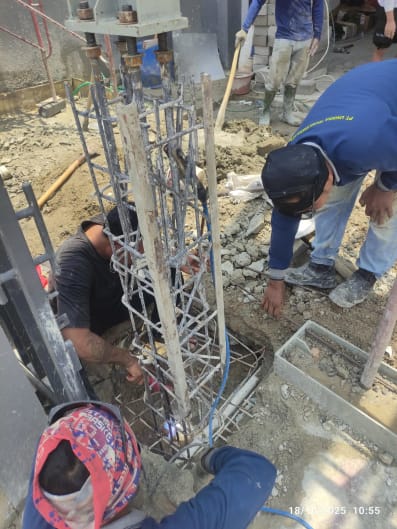 Pembuatan Pondasi Footplate Mini Crane