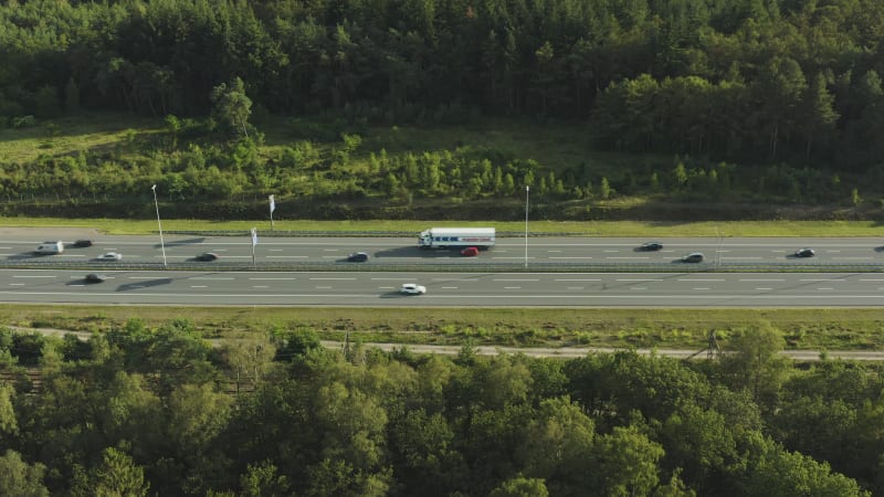 Track left along Dutch highway