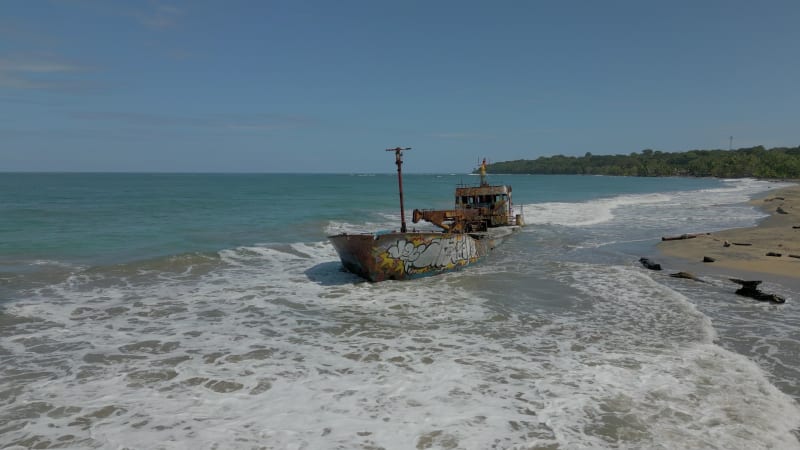 shipwreck_manzanillo_costa_rica