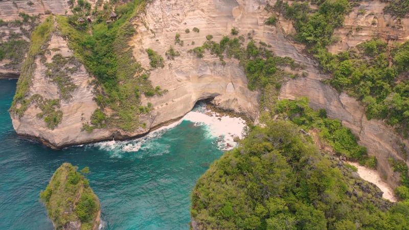 Aerial view of Thousand Islands Viewpoint cliff.