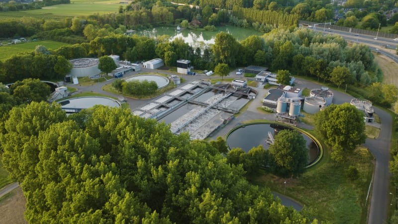 Wasserreinigungsanlage in Nieuwegein, Niederlande. Wo Abwasser behandelt wird.