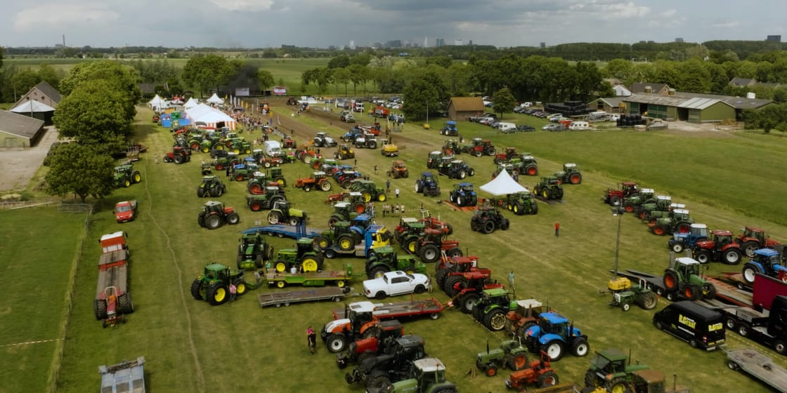 Tractor Pulling