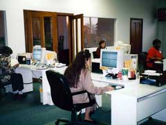 Agents at Unicom Answering Service