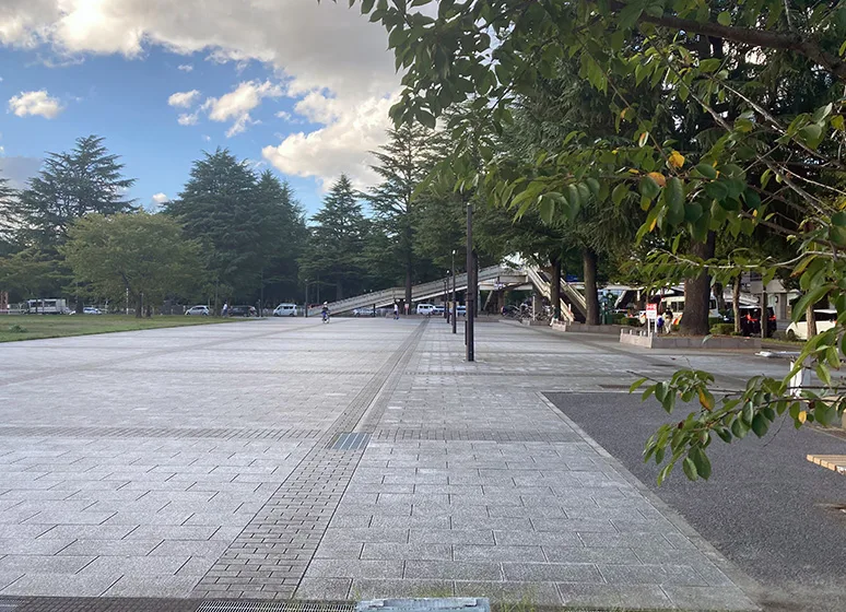 西公園