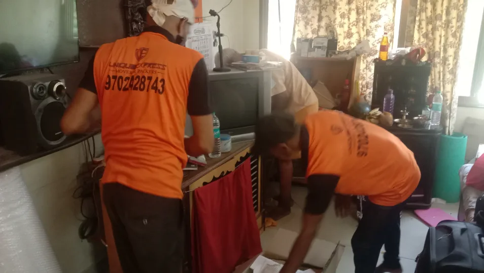 Packers and Movers Services in Majiwada