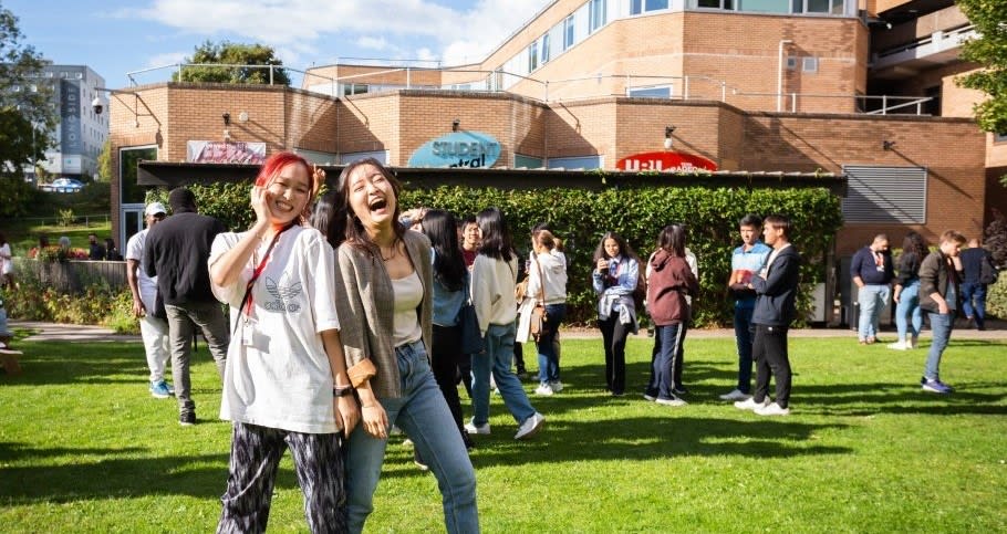 Images of University of Bradford students on campus