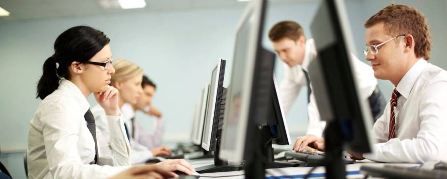 Image of students applying through UCAS