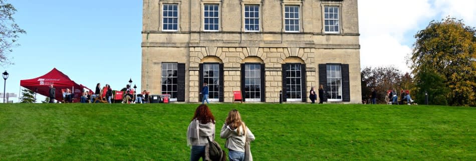 University of Bristol logo