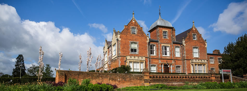 University of Reading logo