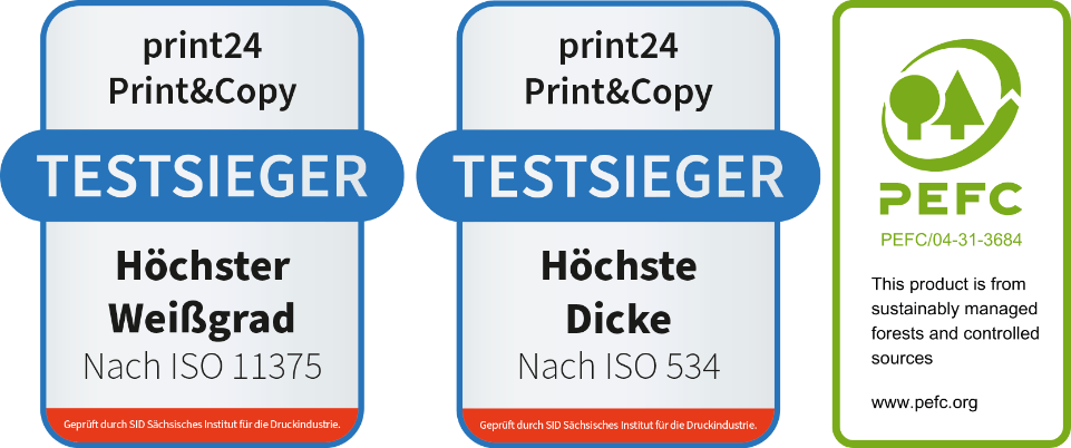 Sigillo di vincitore del test di print24 Print&Copy con premi per il massimo grado di bianco secondo la norma ISO 11375 e il massimo spessore secondo la norma ISO 534, nonché logo PEFC per la silvicoltura sostenibile.