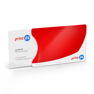 Produktkort kortærmer med rød slipcase, viser print24 logo, kontaktoplysninger med telefonnummer og e-mailadresse synlig.