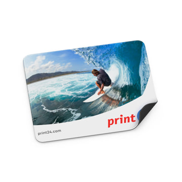 Foto podloga za miša sa surferom na valu, za pojedinačni ispis, idealna za personalizirane stolne dodatke.