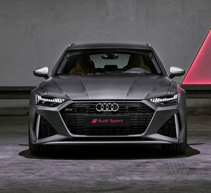 Audi RS6 — agressividade e praticidade em uma única forma.