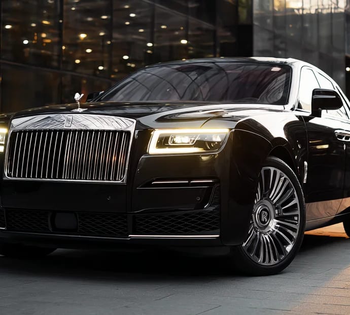 How Renting a Luxury Car Enhances the Business Travel Experience