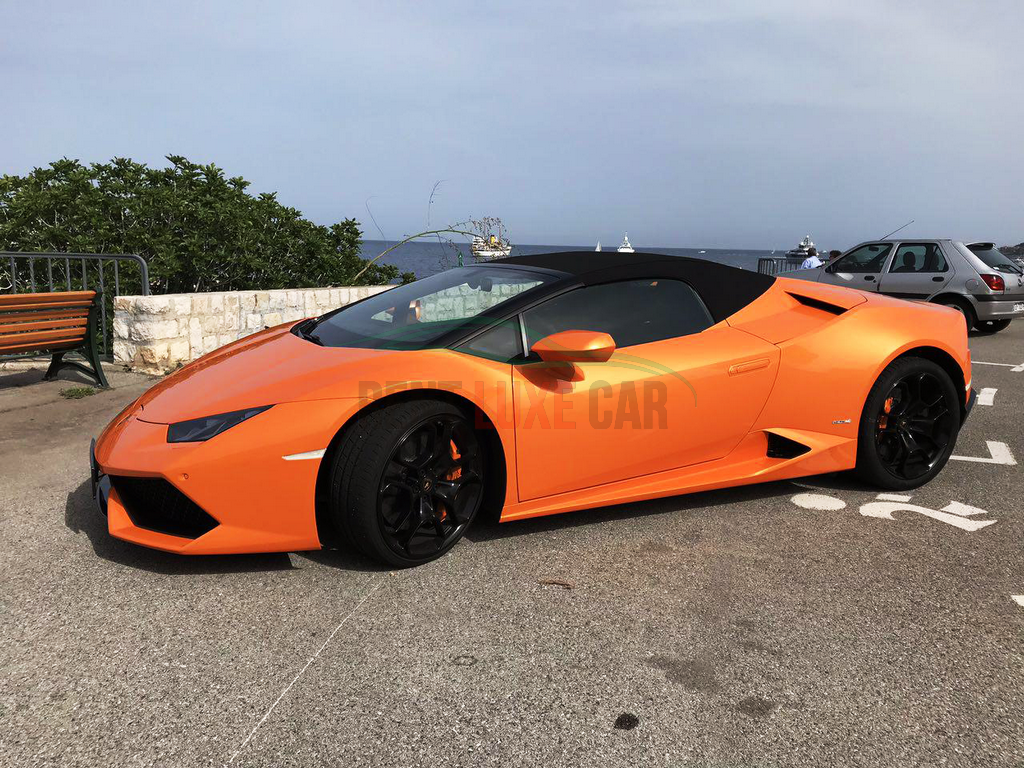 להשכיר Lamborghini Huracan Spyder בשדה התעופה פיומיצ'ינו ברומא