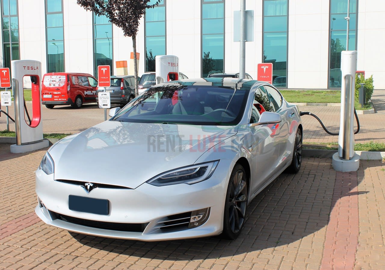 Tesla Model S P100DL