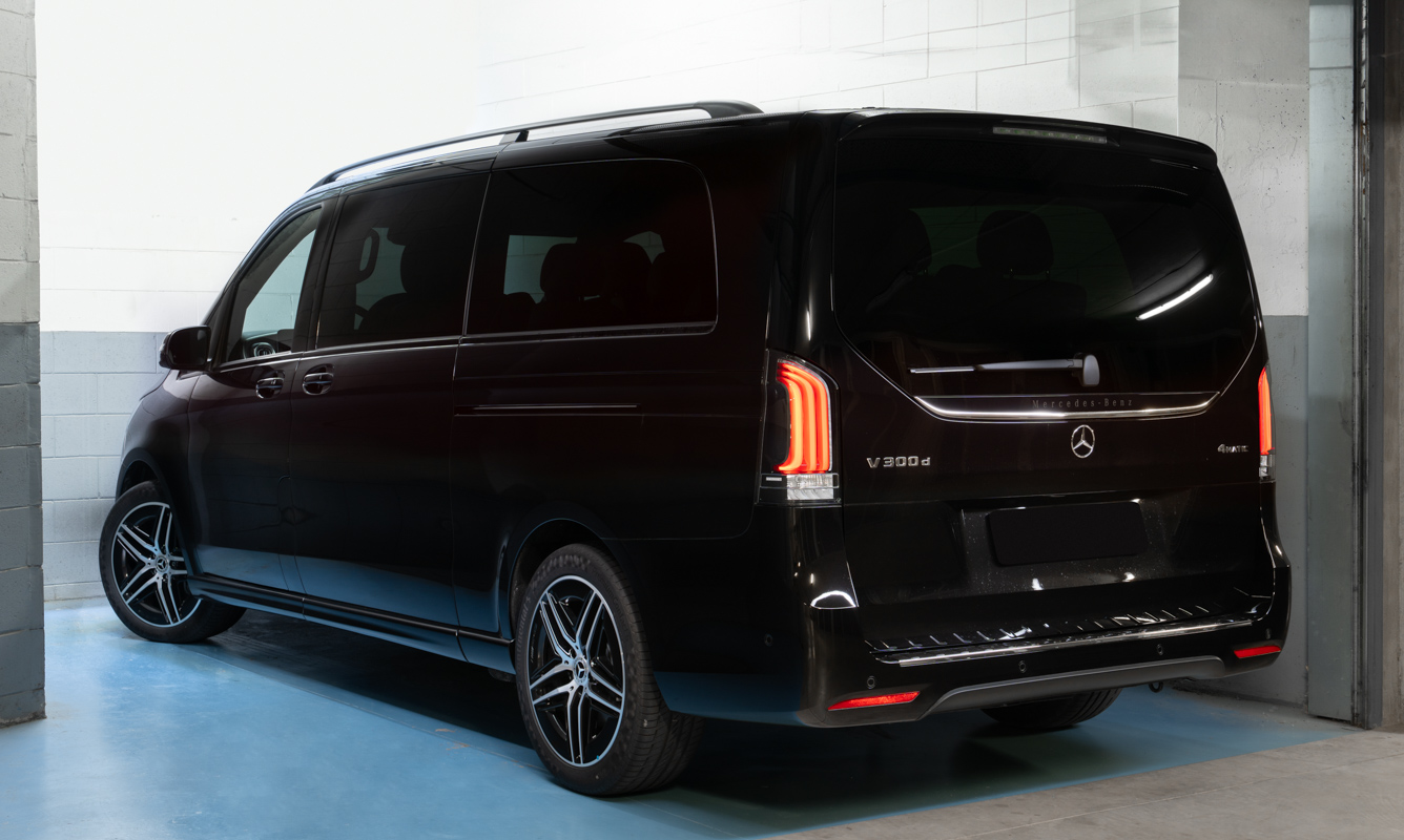 Mercedes-Benz V300d 4Matic Extra Long 2024 VIP Rental in Marseille ...